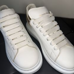 Alexander McQueen Sneakers Woman 39 White Gold Trim Good Condition