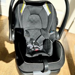 Graco SnugRide Snuglock 35 LX Baby Car seat -$100