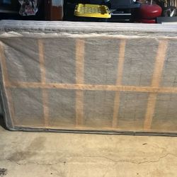 King Box Spring