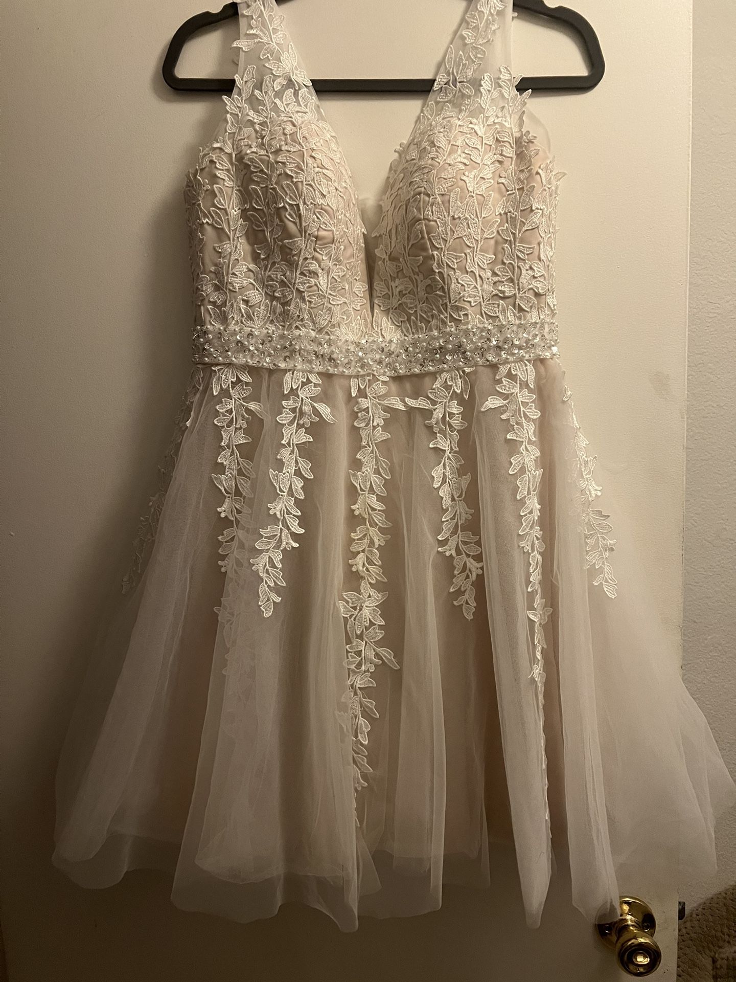 Abao Wedding Dress