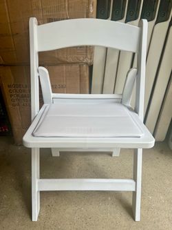 Kids padded folding chair