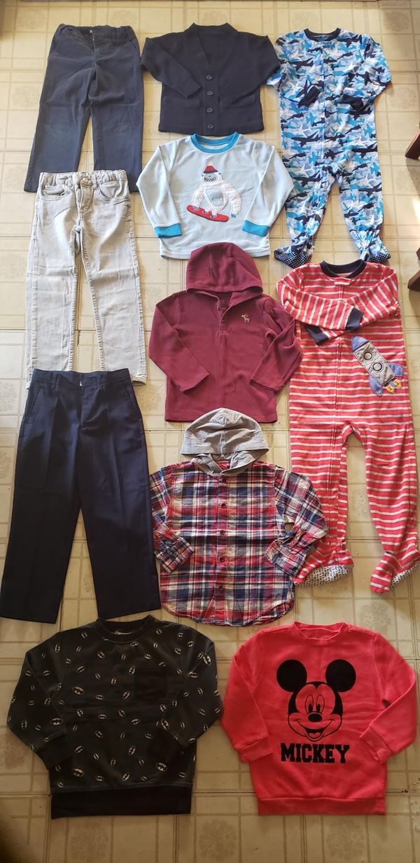 Boys clothes size 5T, check out my other offers. for Sale in Montebello