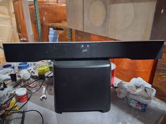 Polk audio soundbar and subwoofer. Works perfect. 80$ obo