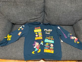 Disney Play in the Park Sweater XL