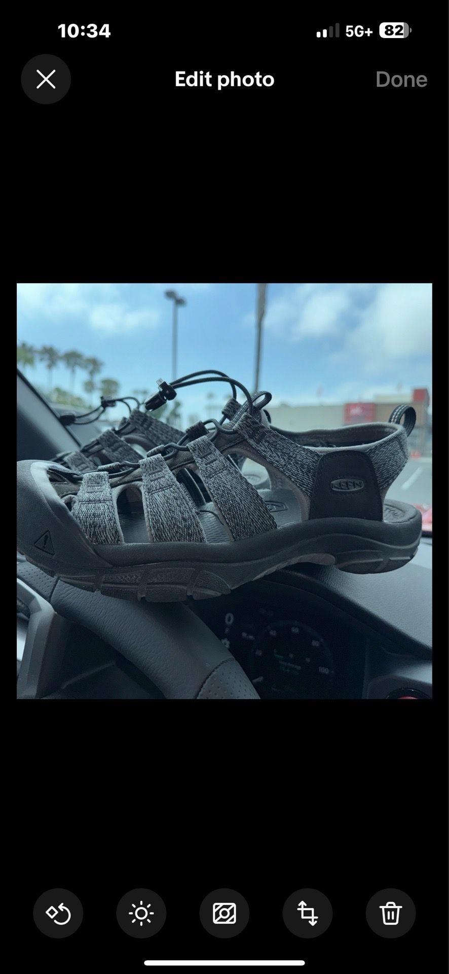 KEEN Footwear Men's 13 Waterproof Hiking Shoes