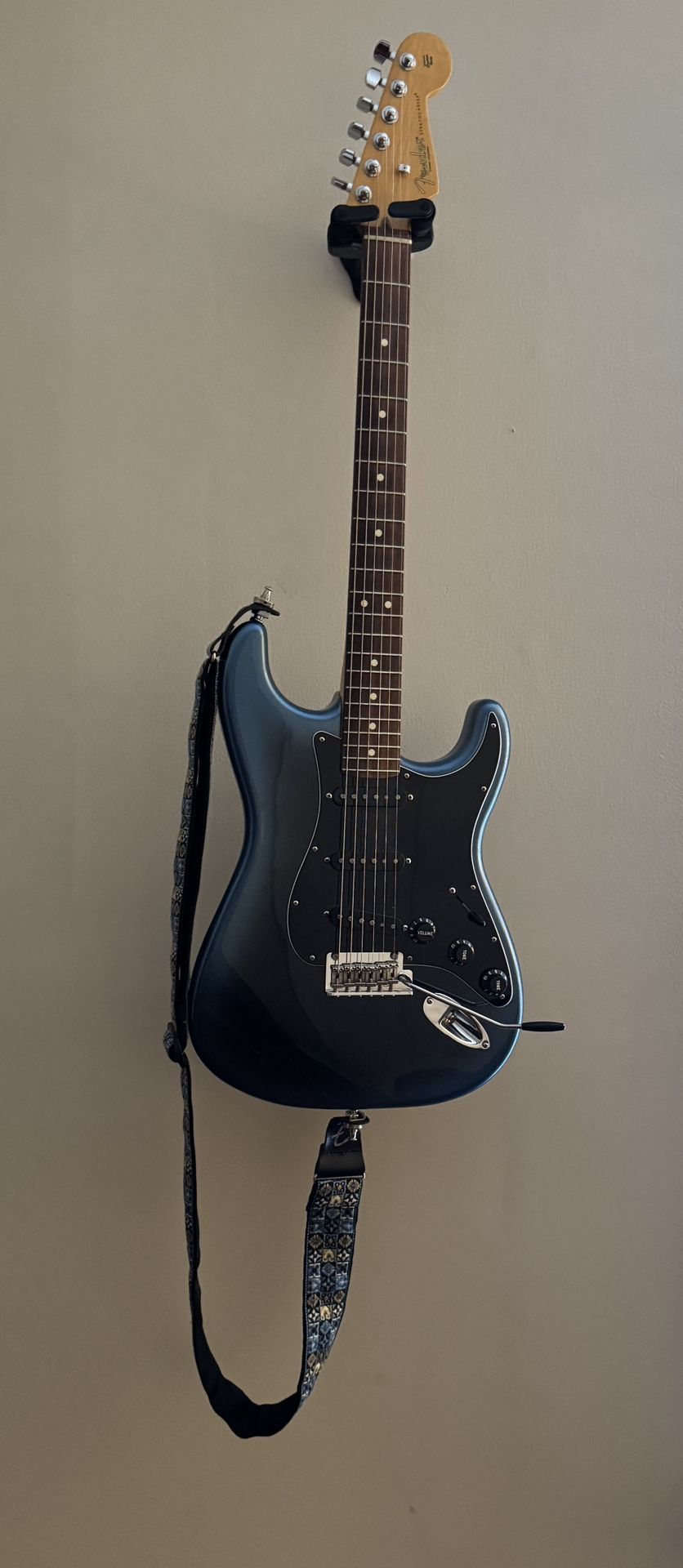 American Professional Fender Stratocaster Series 2