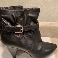Michael Kors Boots 