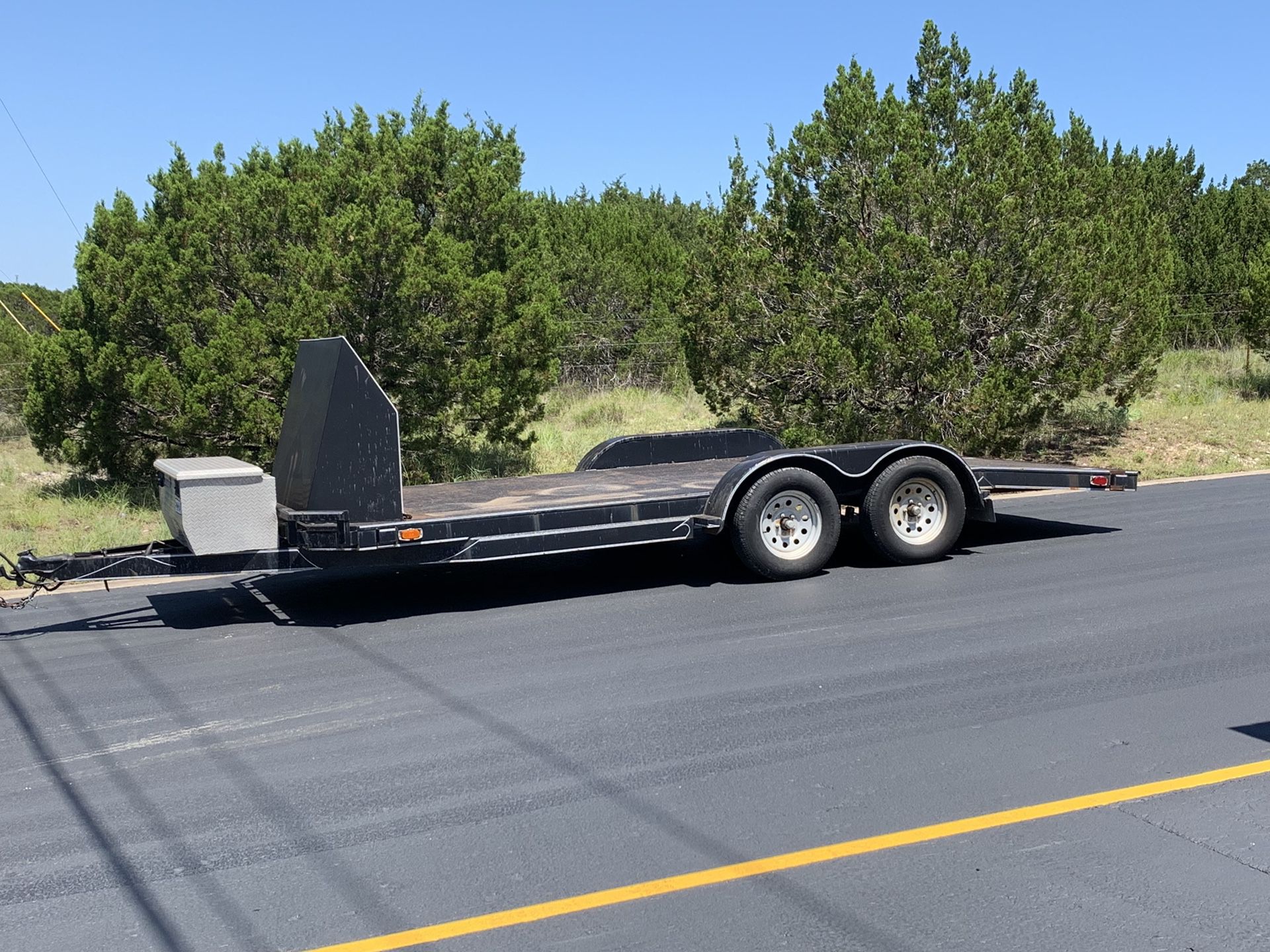 18 ft car hauler with wind guard