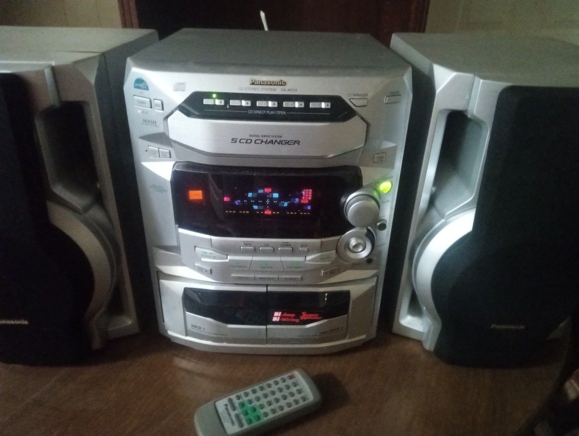 Panasonic Bookshelf CD Stereo System
