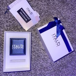 Blue and White Diamond Ring