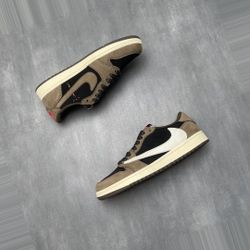 Jordan 1 Low Travis Scott Mocha 33