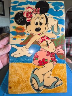 "Michelle" Mouse graphic with subtle clock