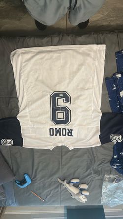 SIGNED, PRACTICE WORN AND AUTHENTIC!! Tony Romo practice jersey