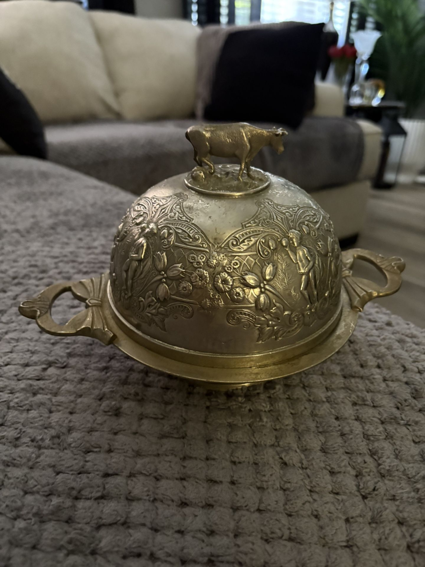 Wilcox Silver Plate Quadruple Silver Victorian Era Ornate Vintage Butter Dish, likely from the late 19th century