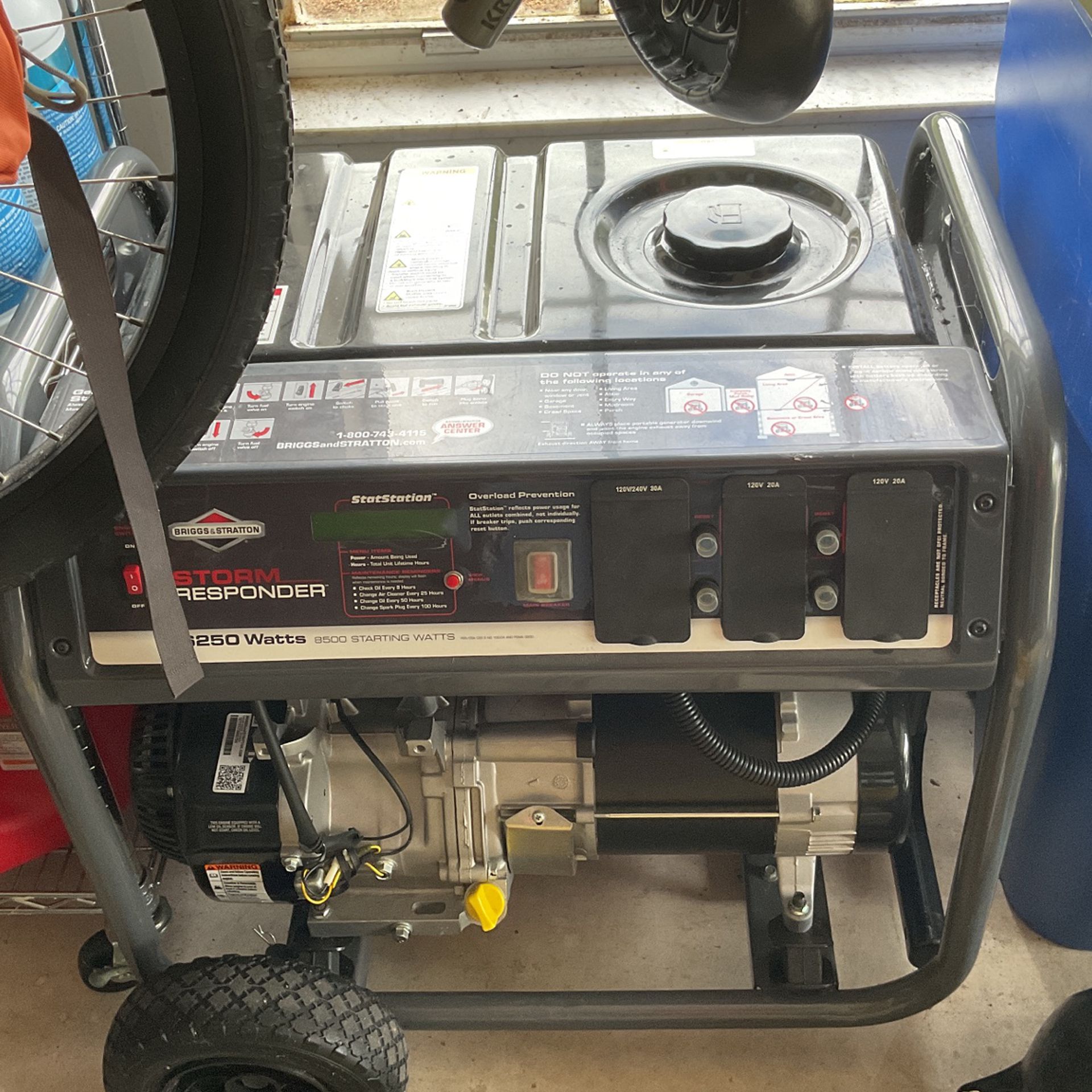 Briggs & Stratton Storm responder 6,250 Watt Portable Generator
