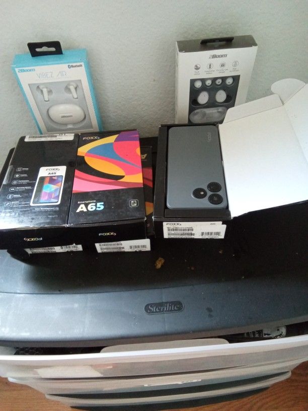 Free !!!! Gen Mobile Phone