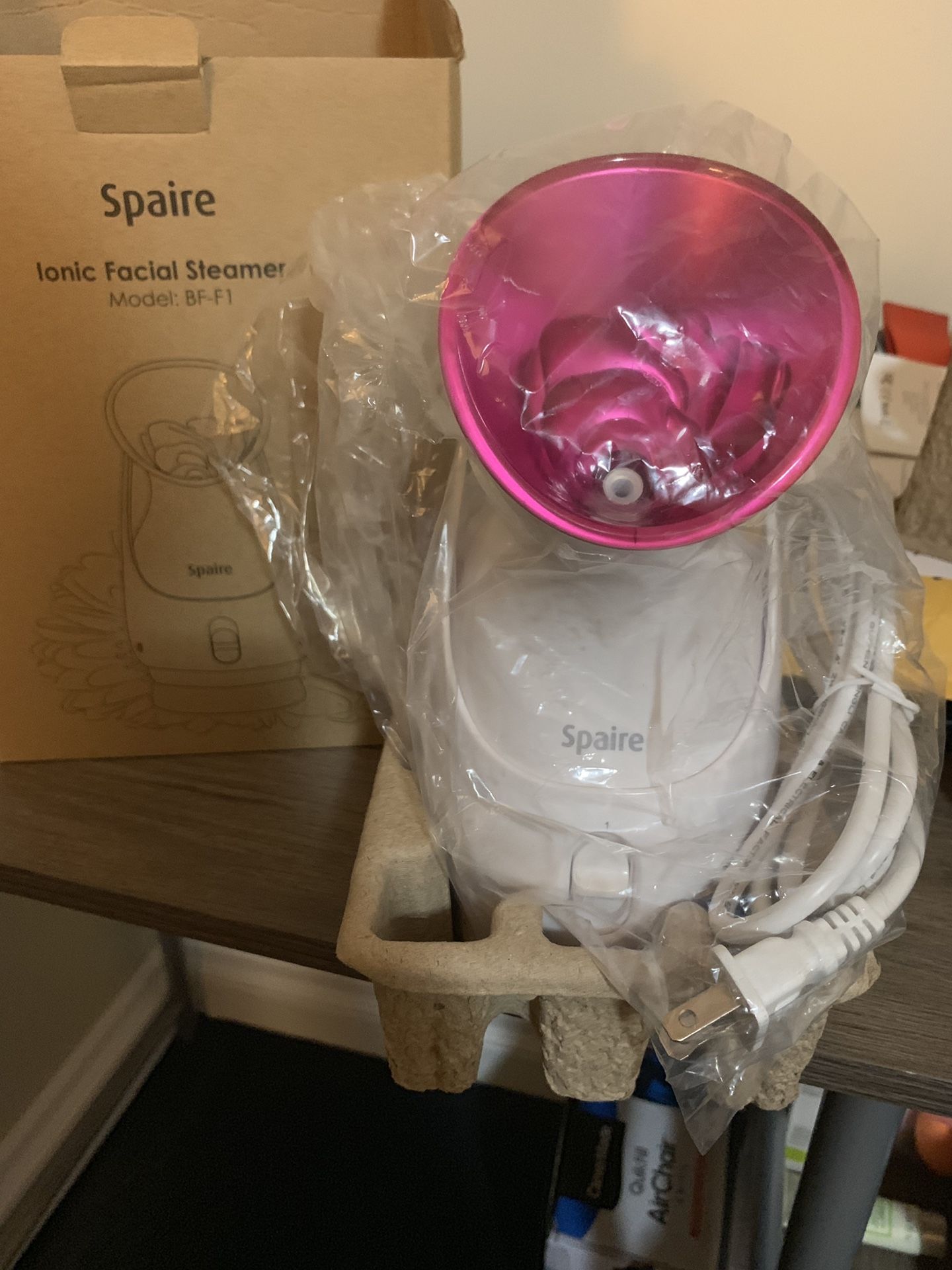 Facial steamer