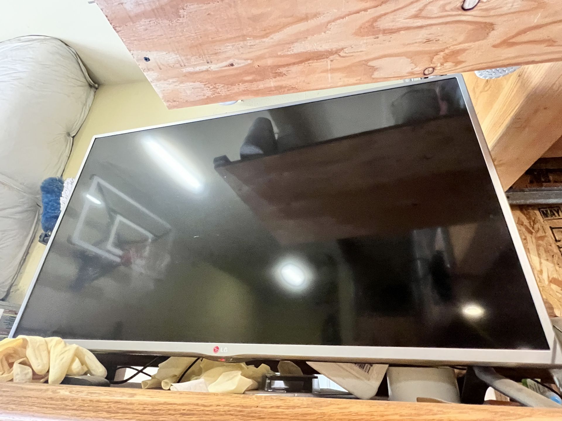 LG 39” Tv $75