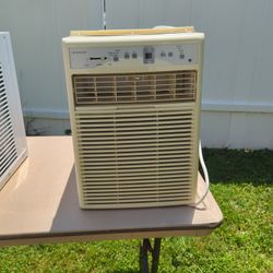 Frigidaire 10K BTU AC.