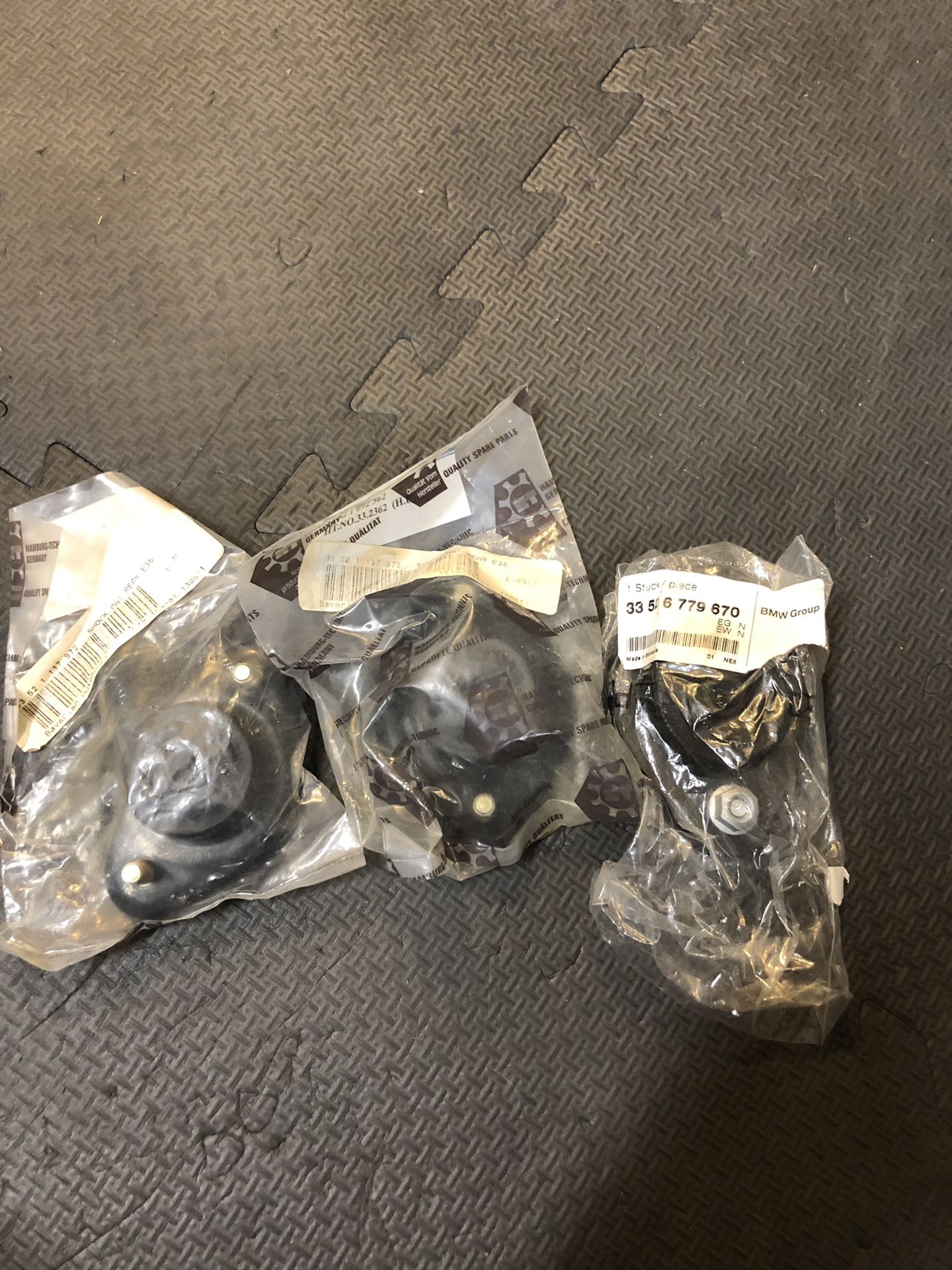 Bmw e36 strut mounts rear