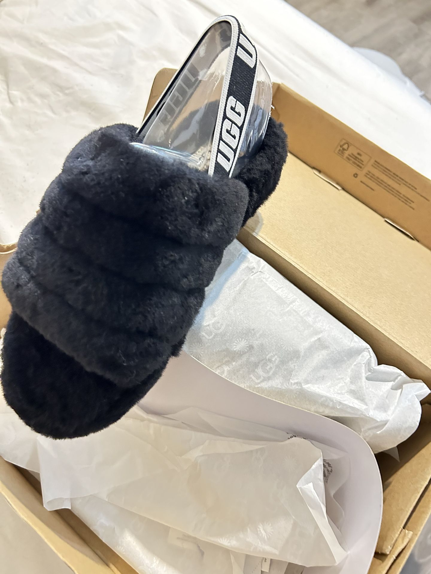Brand New Ugg Size 7