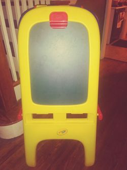 Crayola Crayon wet/dry chalk board