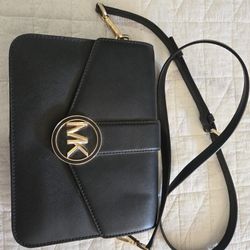 MK Purse