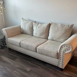 2 Couches Used Need Of A Clean 