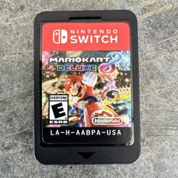 NEW SUPER MARO KART 8 DELUXE NINTENDO SWITCH