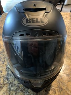 Bell Star MipsMotorcycle Helmet Size Med
