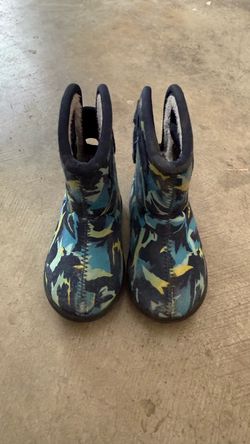 Toddler shoes size 5