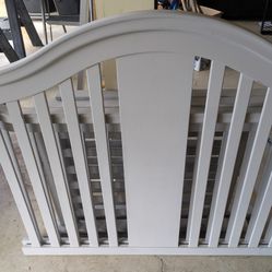 Crib Plus Changing Table