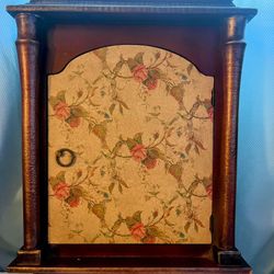 Victorian style Wood Floral Wooden