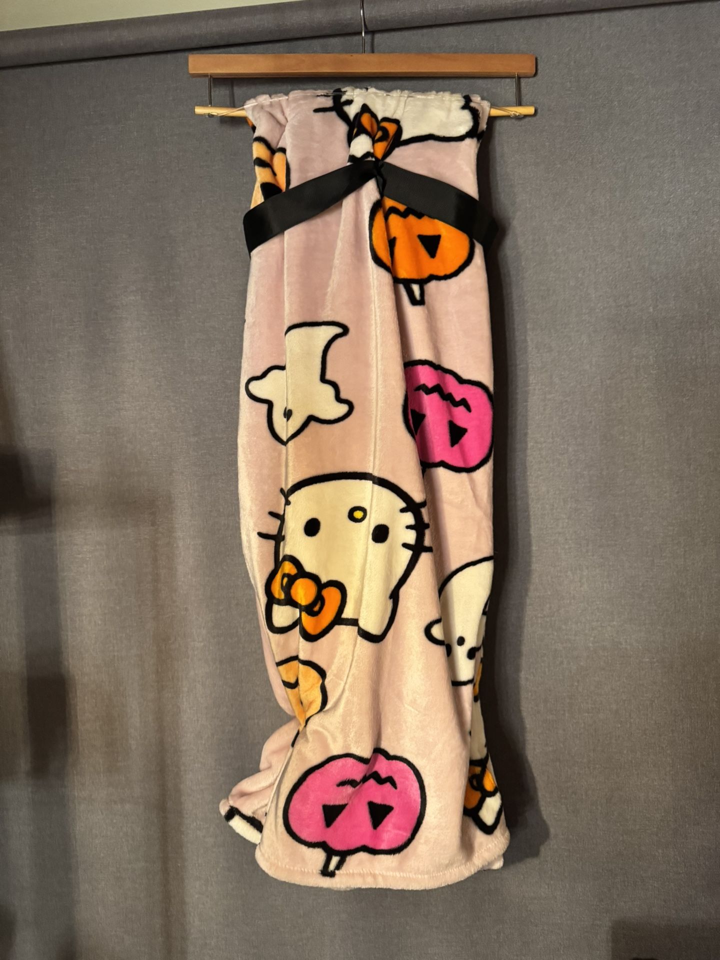 Hello Kitty Blanket