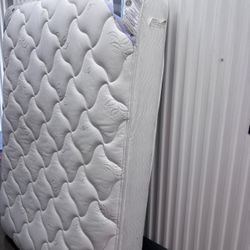 Full Mattress $200 Or Best offer! Negotiable 