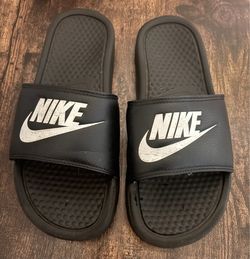 Nike Slides M7, W9