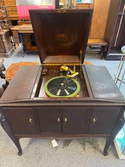 Victrola Victor Talking Machine Cabinet Phonograph