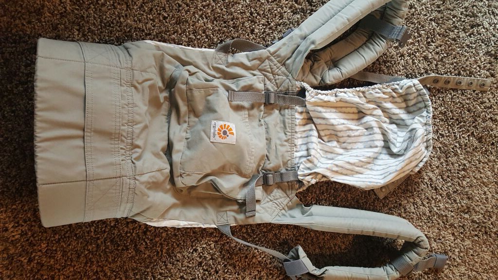Ergo baby carrier