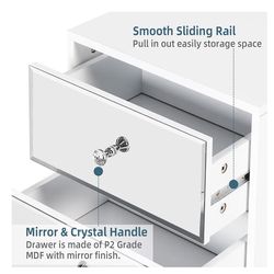 2 white mirror night stands