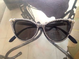New vintage style cat eye sunglasses blue with pearls