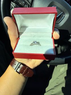 Solitaire Diamond Engagement Ring 14k