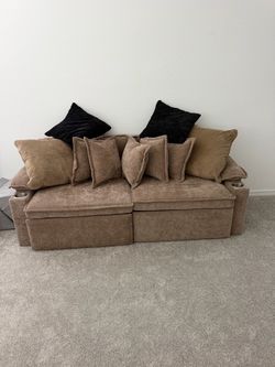 Like-New Convertible Brown Sofa with Pull-Out Ottomans