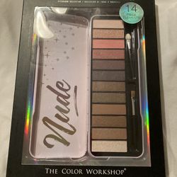 Make Up Kit Never Used Or Open 