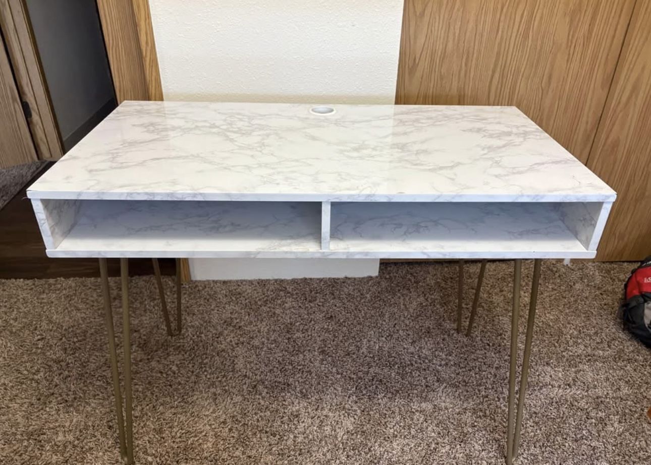 Cute Desk