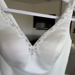Wedding Dress Mermaid Off White Size 8 NWT
