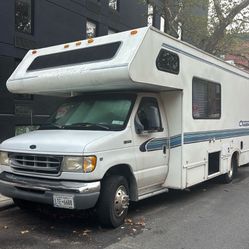 1998 Ford E-350 Motorhome Very Low Miles Can Take You Cross Country And Back With No Issues And No Leaks