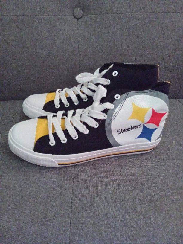 Steelers Shoes NFL Pittsburgh Steelers for Sale in Downey, CA - OfferUp