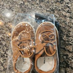 Bmcitybm Baby Shoes Size 5c