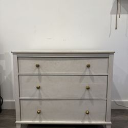 Modern 3-Drawer Dresser with Brass Knobs - Excellent Condition!