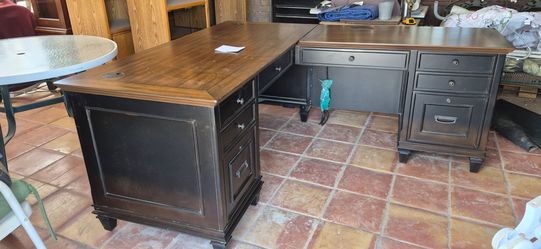 Office desk